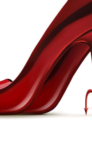 THE DEVIL WEARS PRADA 2 – Premieres Thursday, April 30th @7PM!